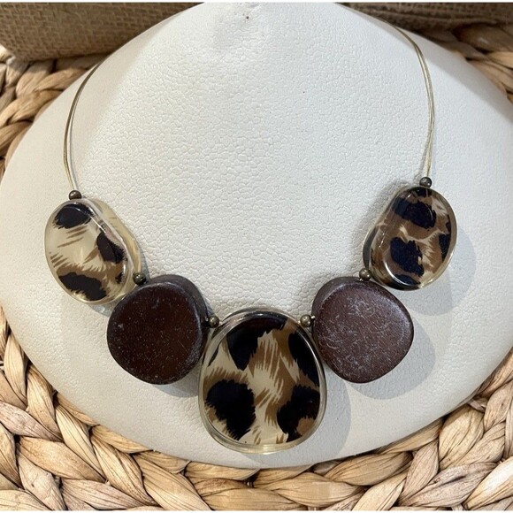 M&S Collar Length Wire Plastic Drop Bead Statement Necklace - Picture 2 of 8